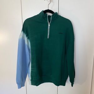 Levi’s Tie-dye Half zip sweatshirt, size M